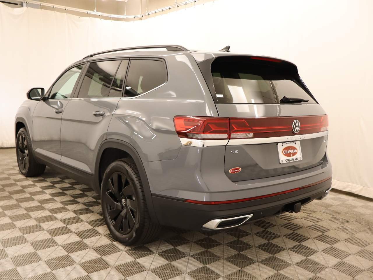 2026 Volkswagen Atlas SE w/Tech - Photo 3