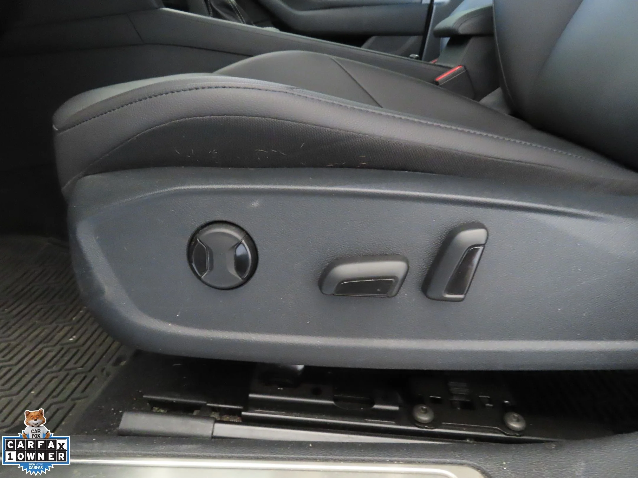 Used 2023 Gray Volkswagen 2.0T SE R-Line image 12