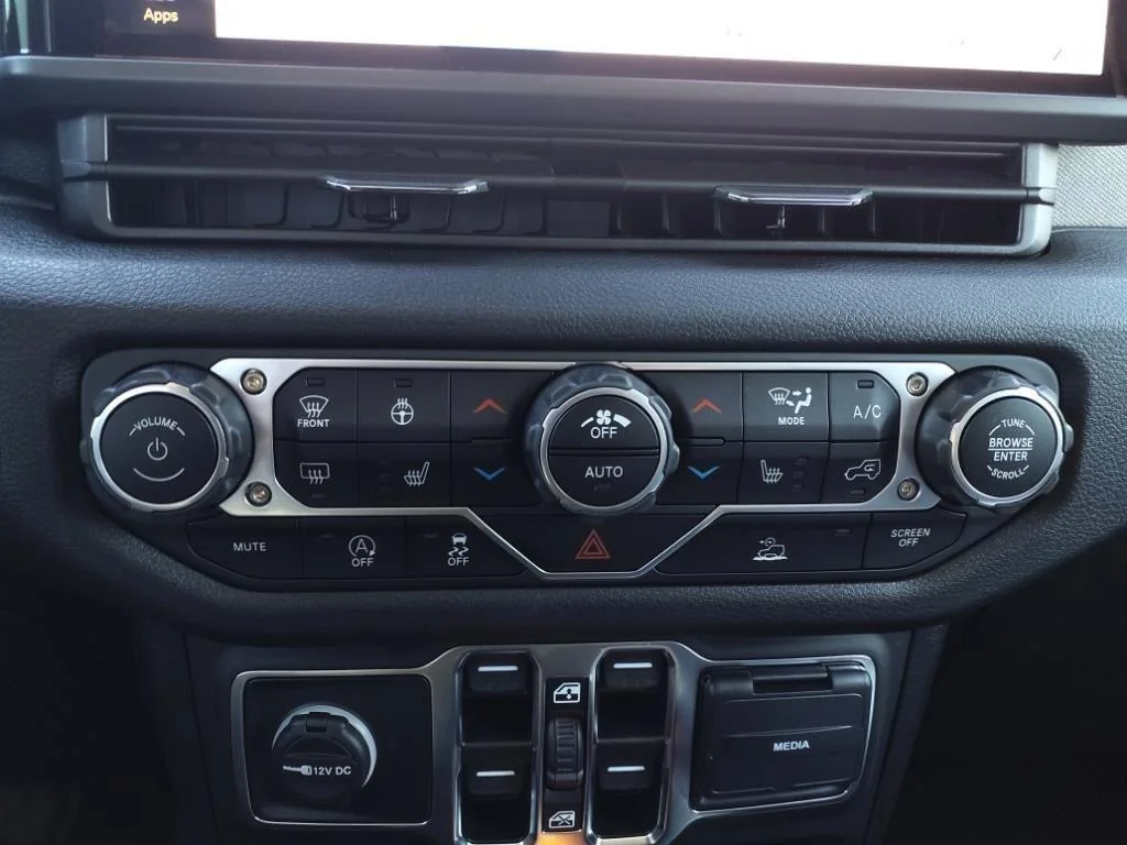 2025 Jeep Wrangler 4-Door Sport S - Photo 9