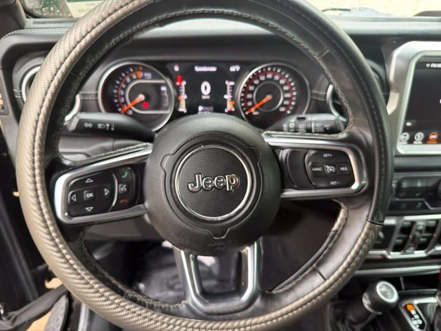 Used 2019 Black Jeep Unlimited Sahara image 23
