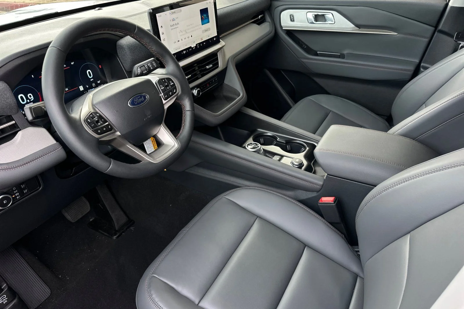 2026 Ford Explorer Active - Photo 6
