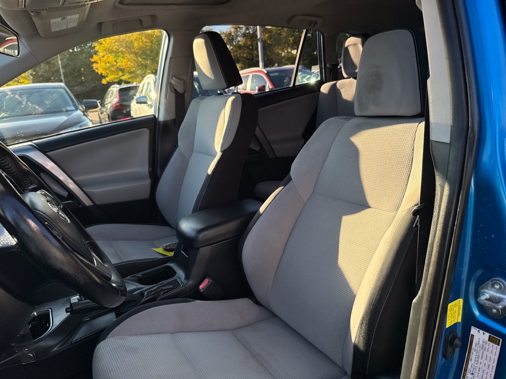 Used 2016 Blue Toyota XLE image 16
