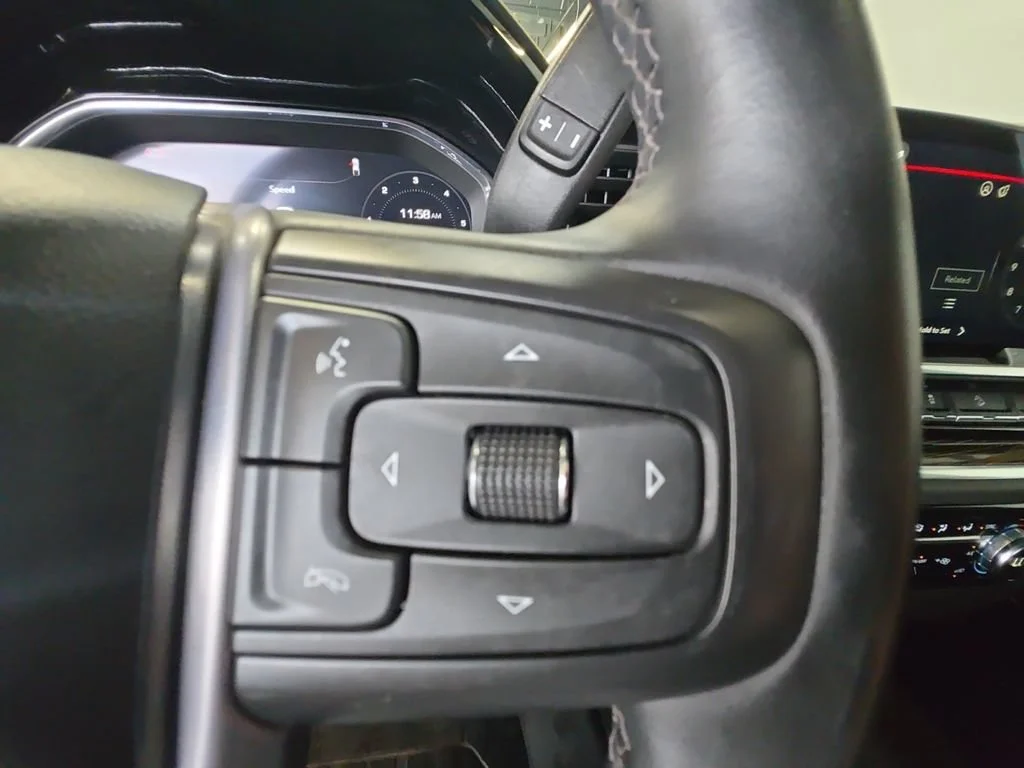 Certified Used 2025 Titanium Rush Metallic GMC Elevation image 19