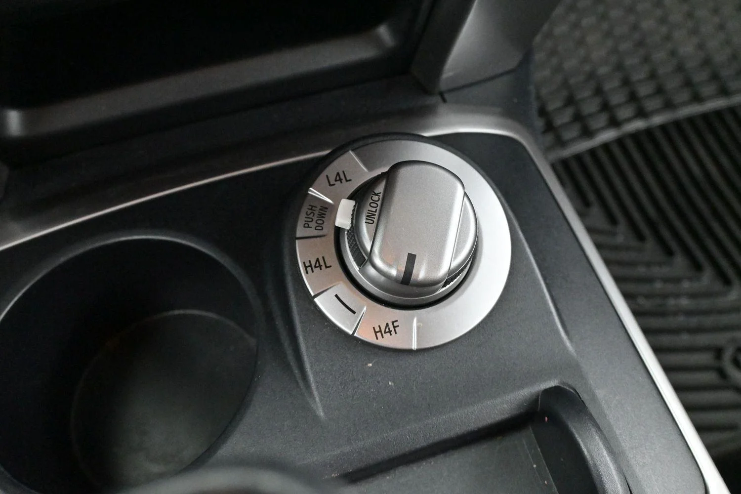 Used 2019 Blizzard Pearl Toyota Limited image 28