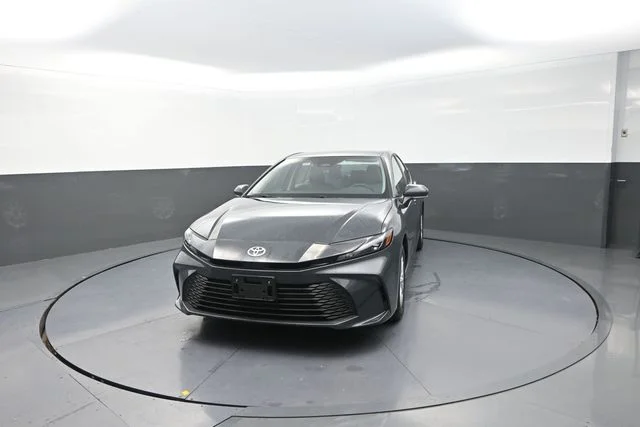 Used 2026  Toyota LE image 33