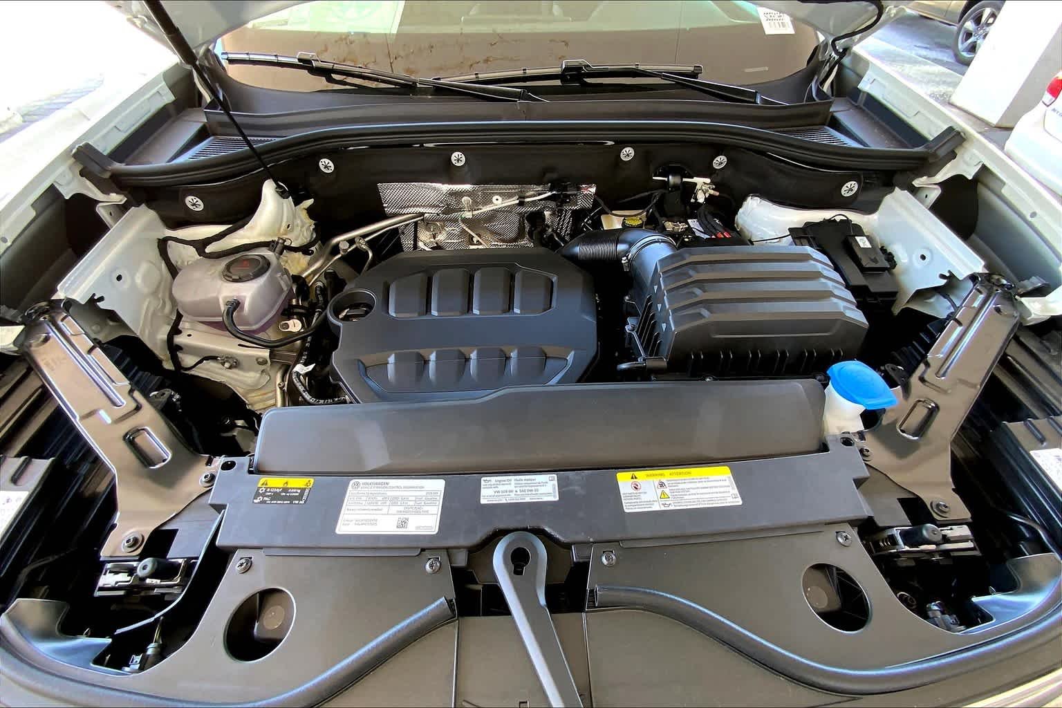 Used 2025 Pure White Volkswagen 2.0T Peak Edition image 16