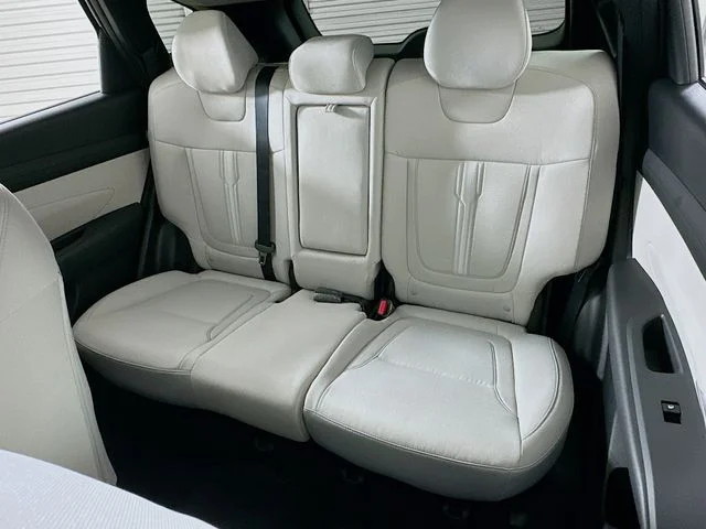 New 2026 Hyundai TUCSON SEL