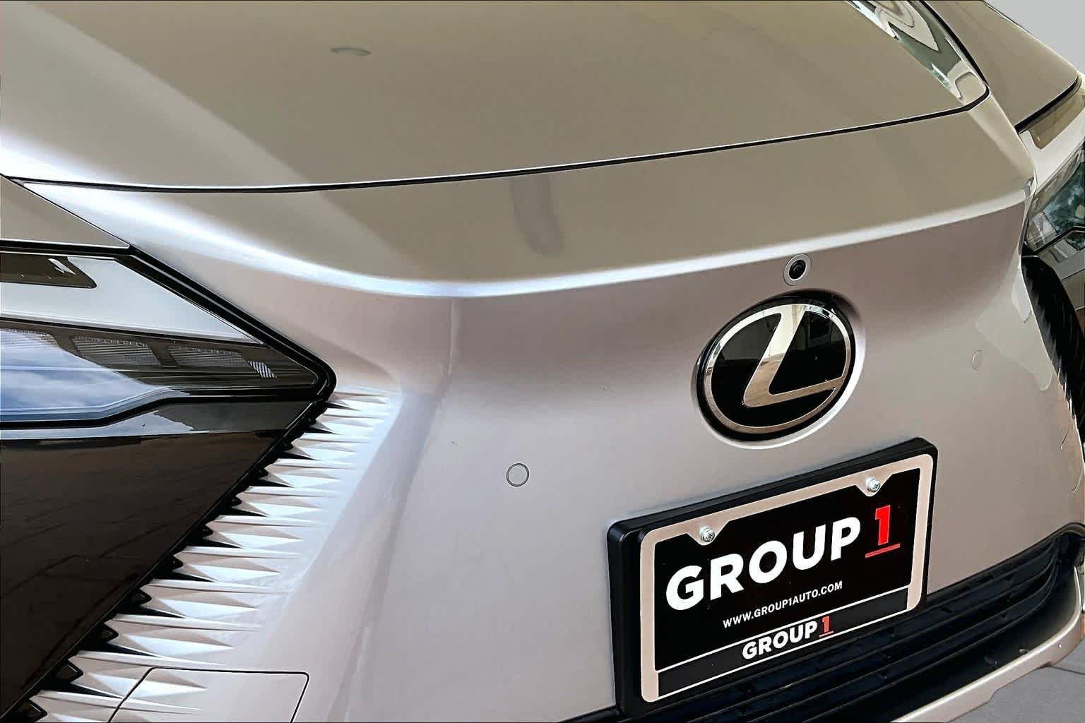Used 2023 Iridium Lexus Luxury image 26