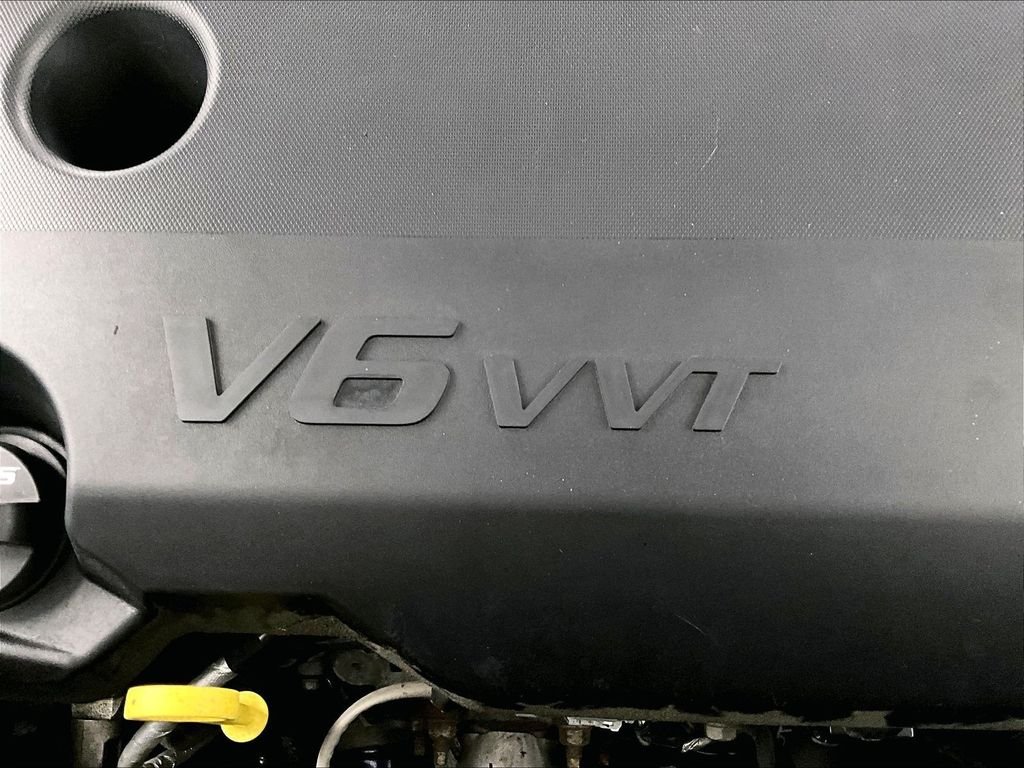 Used 2022 Mosaic Black Metallic Chevrolet LT image 34