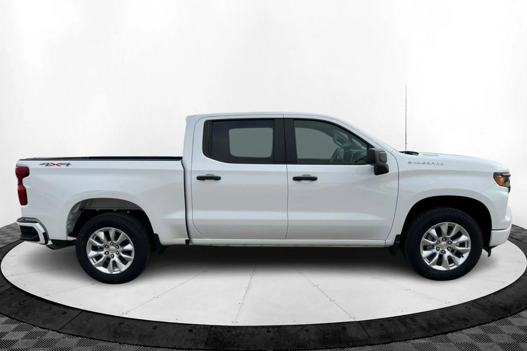2026 Chevrolet Silverado 1500 Custom - Photo 6
