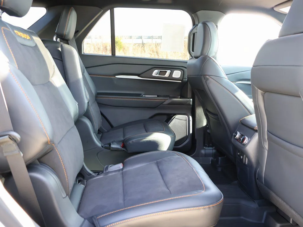 2026 Ford Explorer Tremor - Photo 13