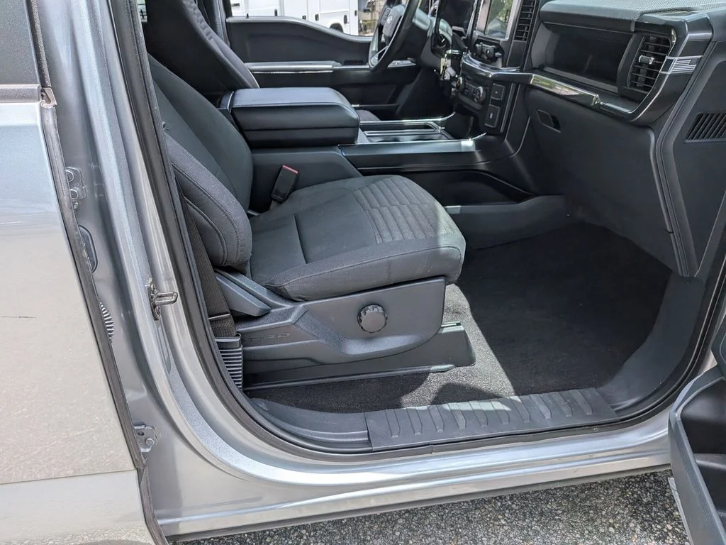 Used 2022 Silver Ford XL image 28
