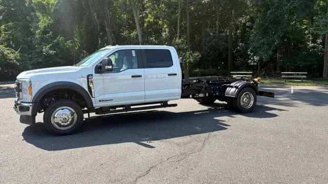 2026 Ford F-550 Super Duty Chassis Cab XL - Photo 6