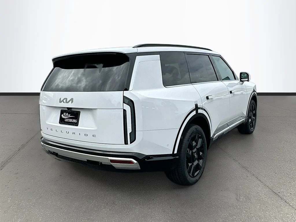 New 2027 White Kia SX image 7