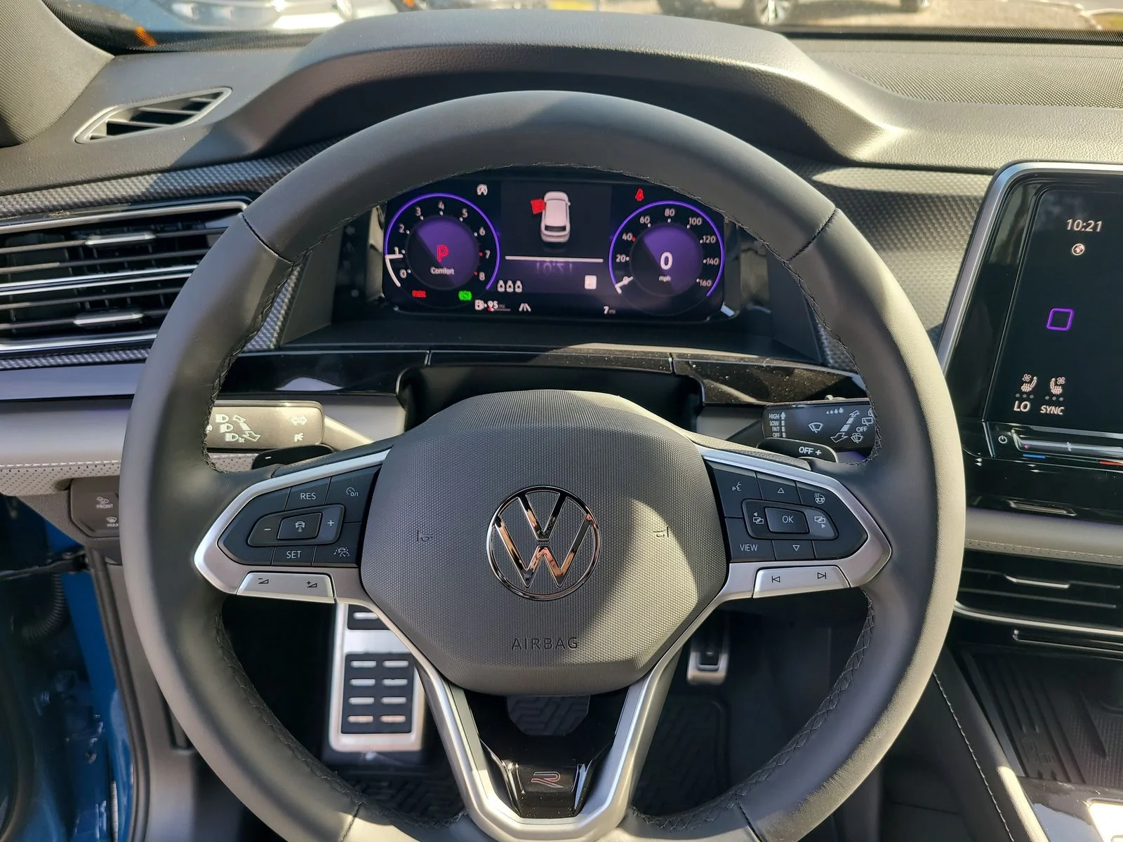 2026 Volkswagen Atlas Cross Sport SEL R-LINE - Photo 28