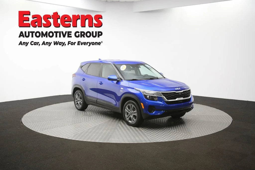 Used 2022 Blue Kia LX image 48
