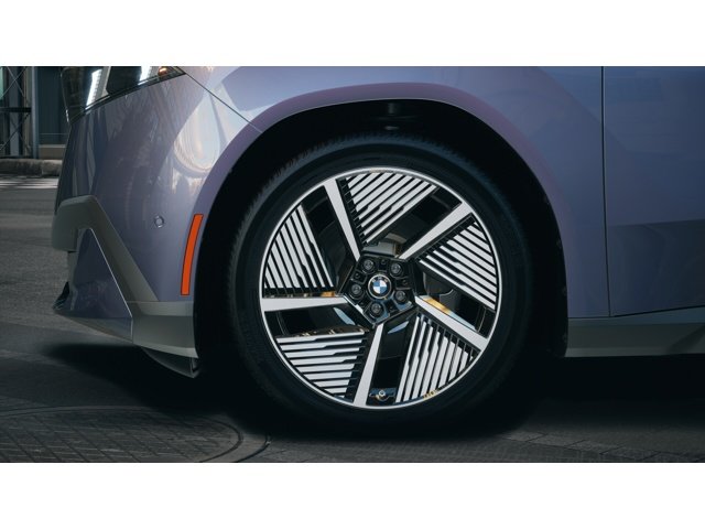 New 2027 Polarized Grey Metallic BMW 50 xDrive image 7
