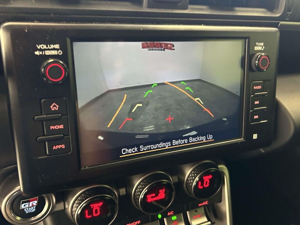 Used 2023  Toyota Base image 25