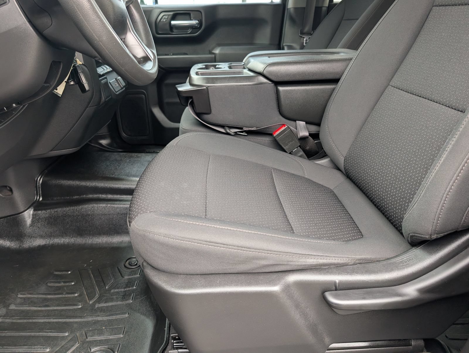 Used 2022 Black Chevrolet Custom image 15