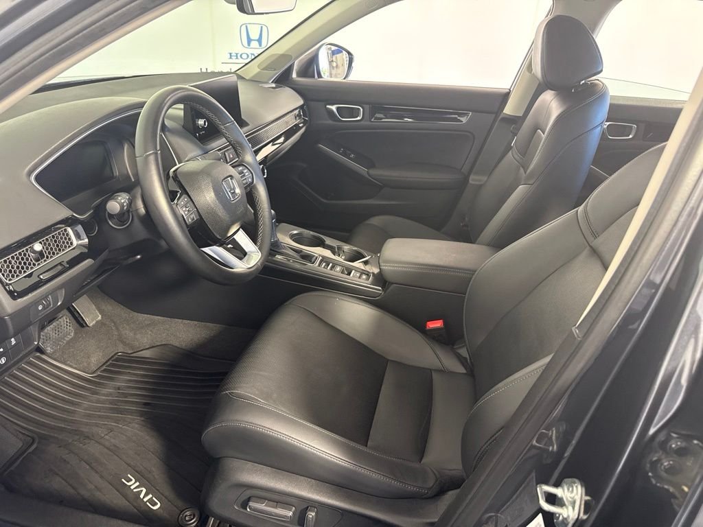 2024 Honda Civic Touring - Photo 13