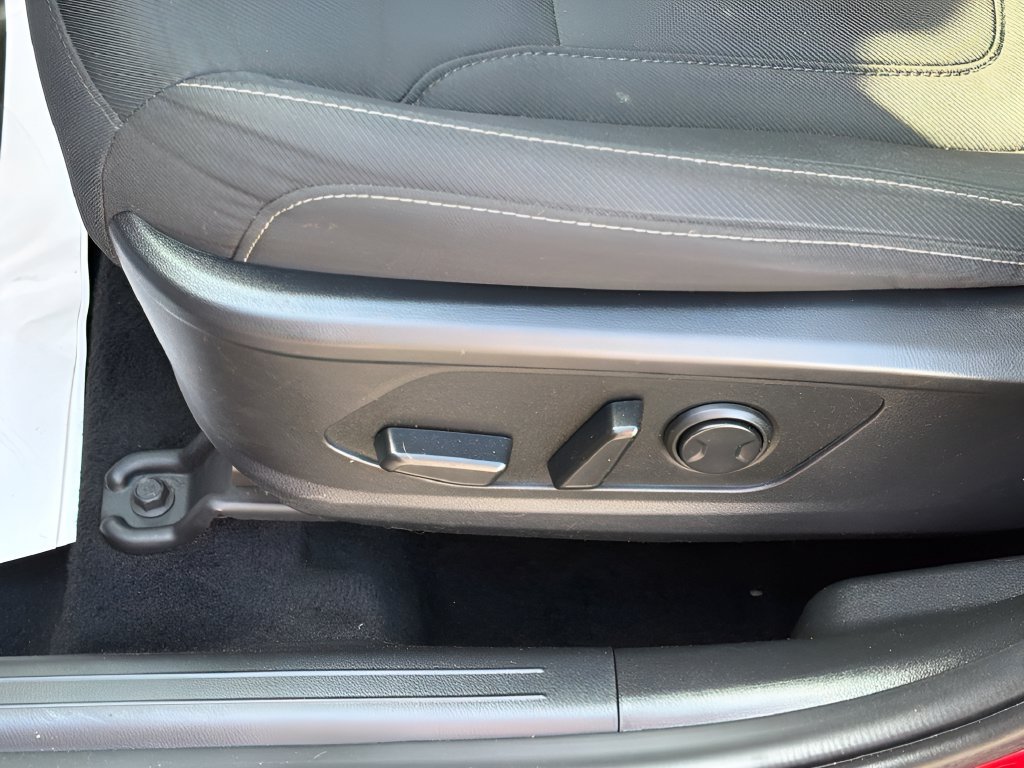 Used 2024 Red Hyundai SEL image 18