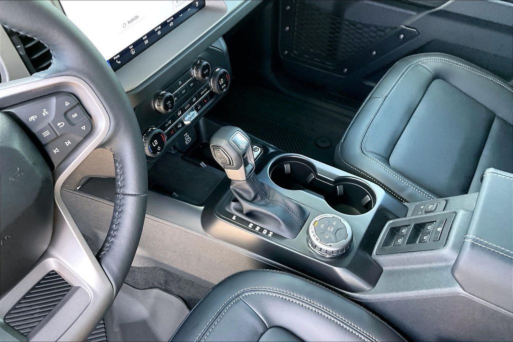 New 2026 Ford Bronco Outer Banks 4D Sport Utility