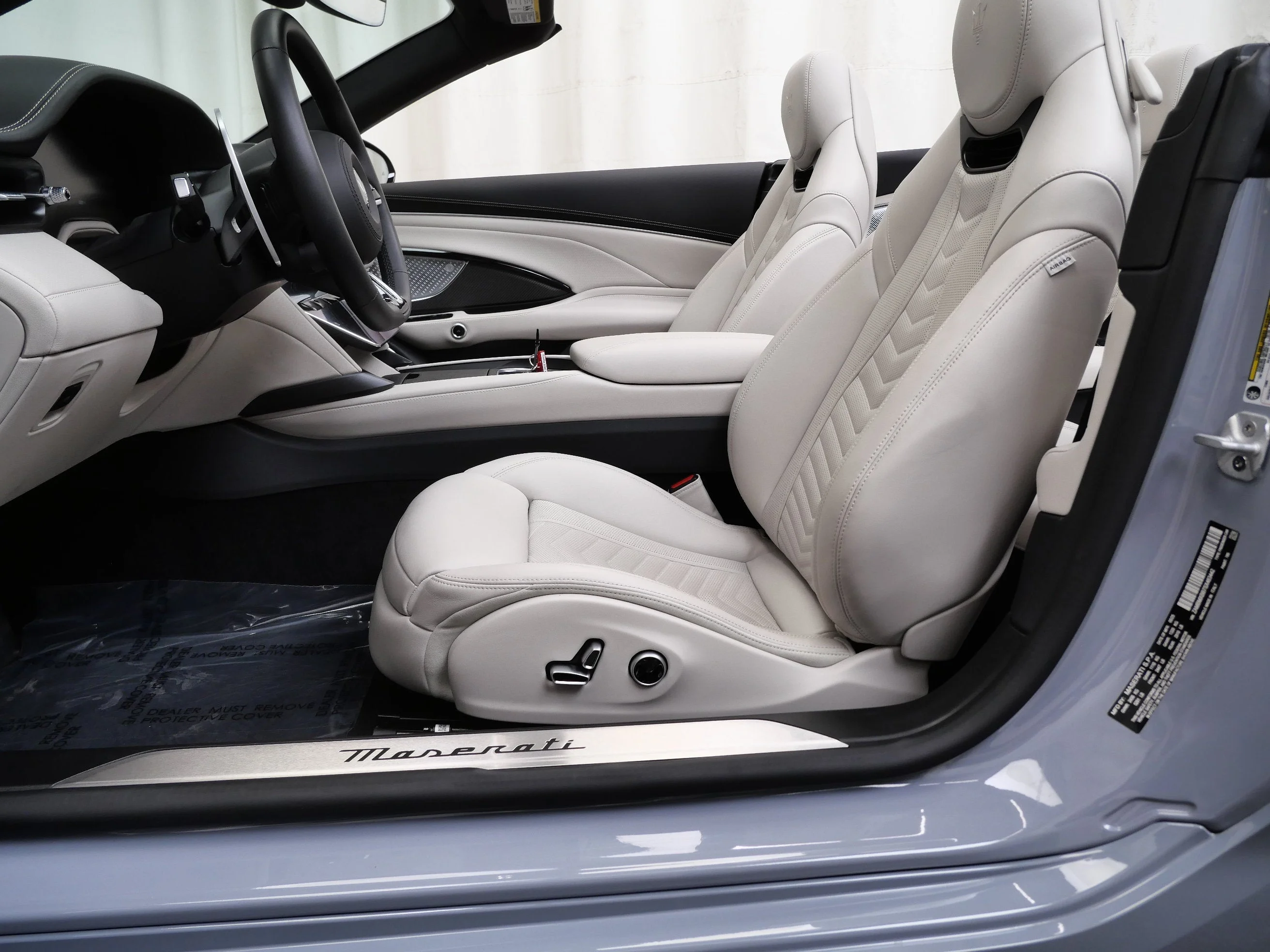 2025 Maserati GranCabrio Base - Photo 19