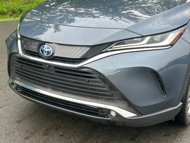 Certified Used 2023 Gray Toyota Limited image 10