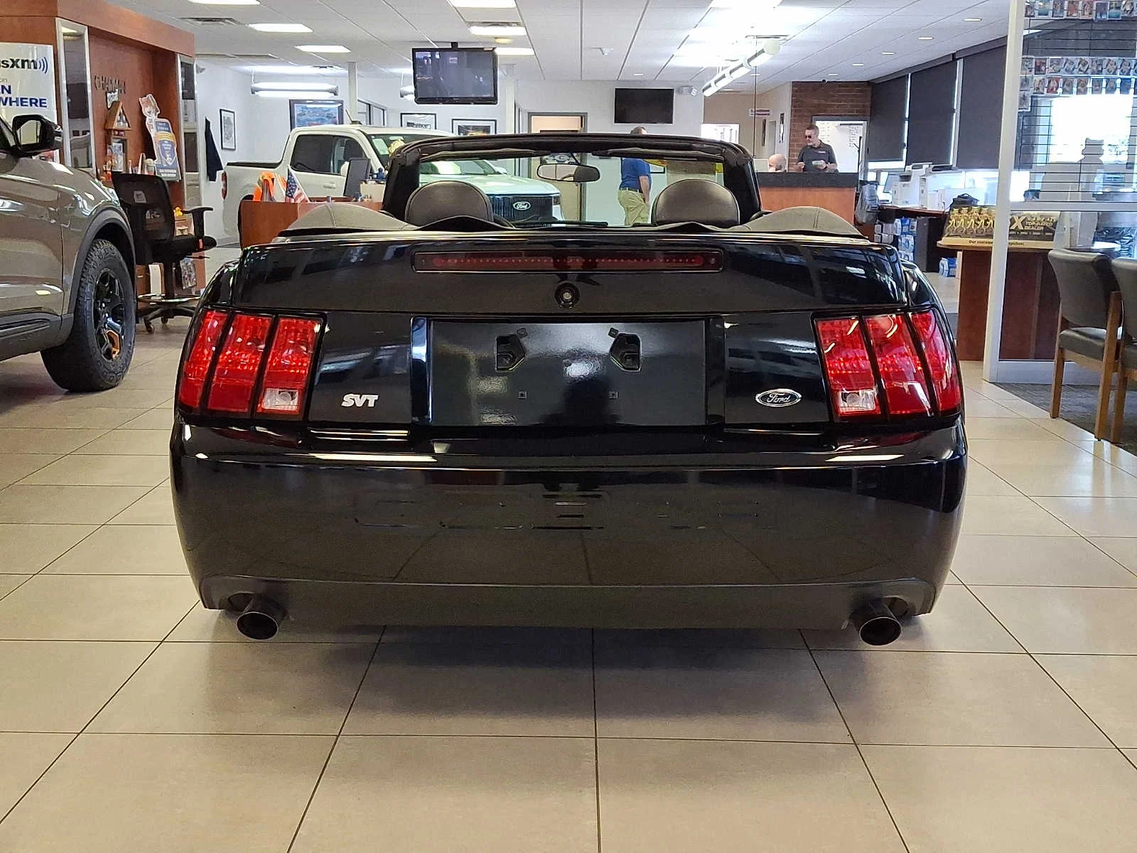 Used 2004 Black Ford SVT Cobra image 5