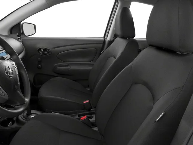 Used 2018 Cayenne Red Nissan SV image 12