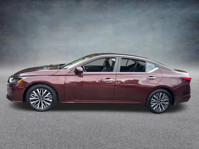 Used 2024  Nissan 2.5 SV image 12