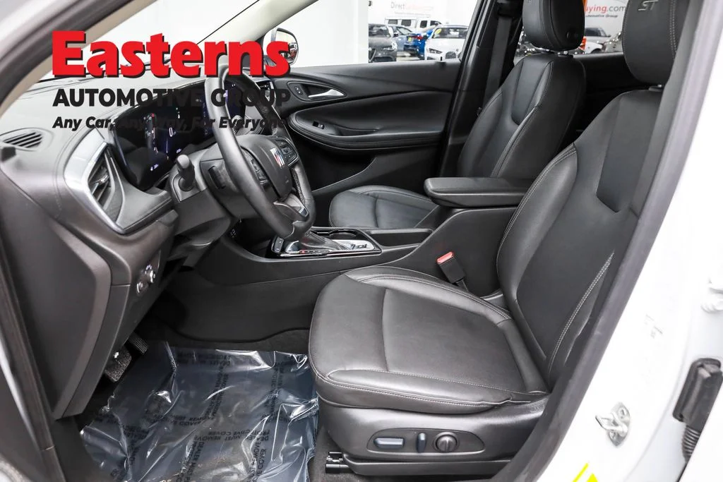 Used 2024 White Buick Sport Touring image 14