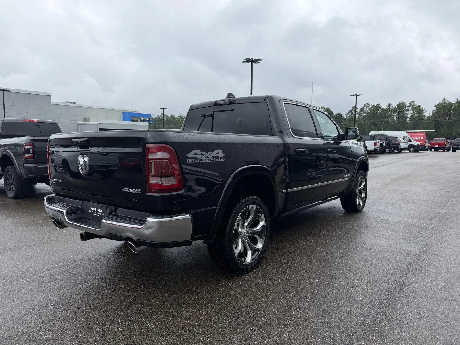 Used 2024 Diamond Black Crystal Pearlcoat Ram Limited image 6