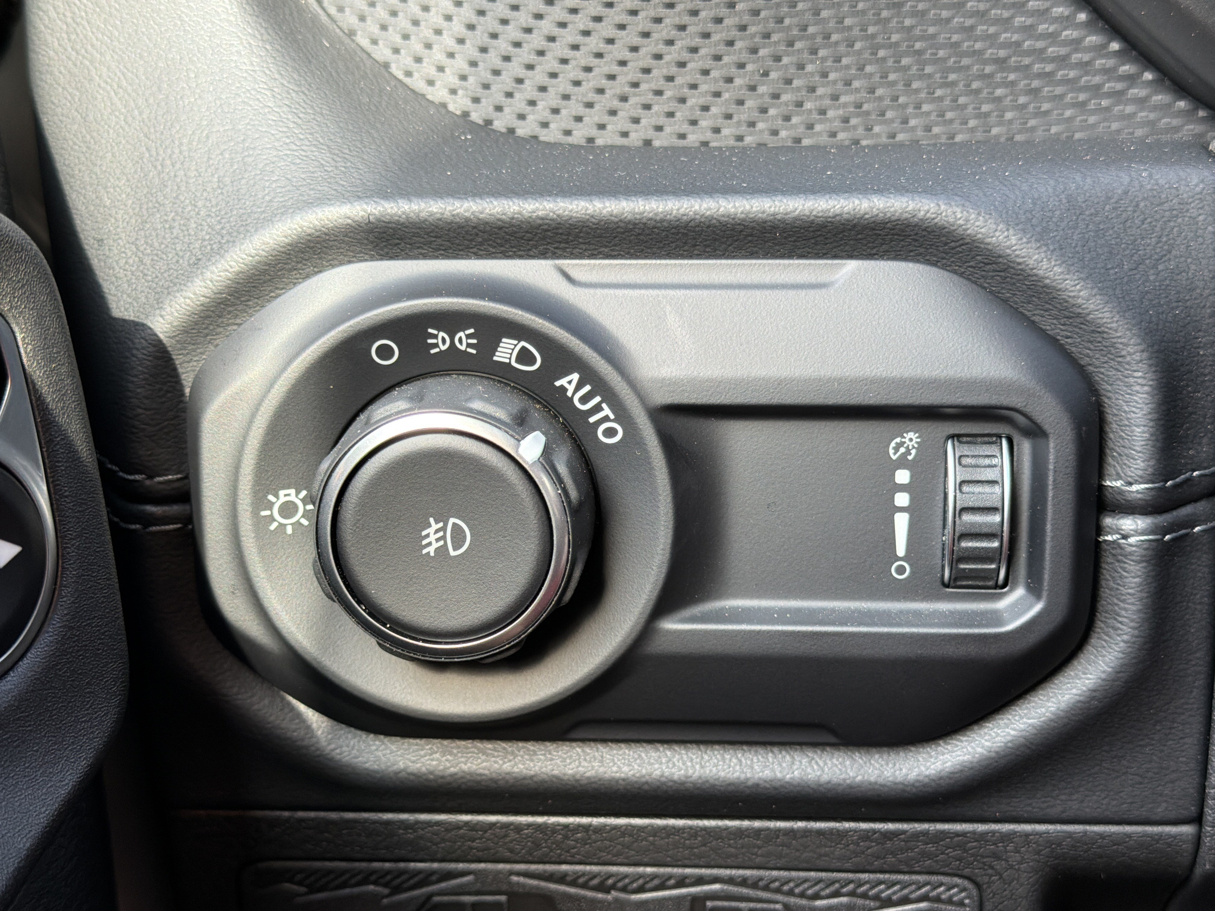Used 2024 Bright White Clearcoat Jeep Rubicon 392 image 13