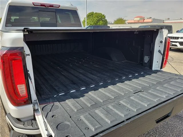 Used 2023 White Frost Tricoat GMC Denali 4x4 Crew Cab 6.75 ft. box 158.9 in. WB image 7