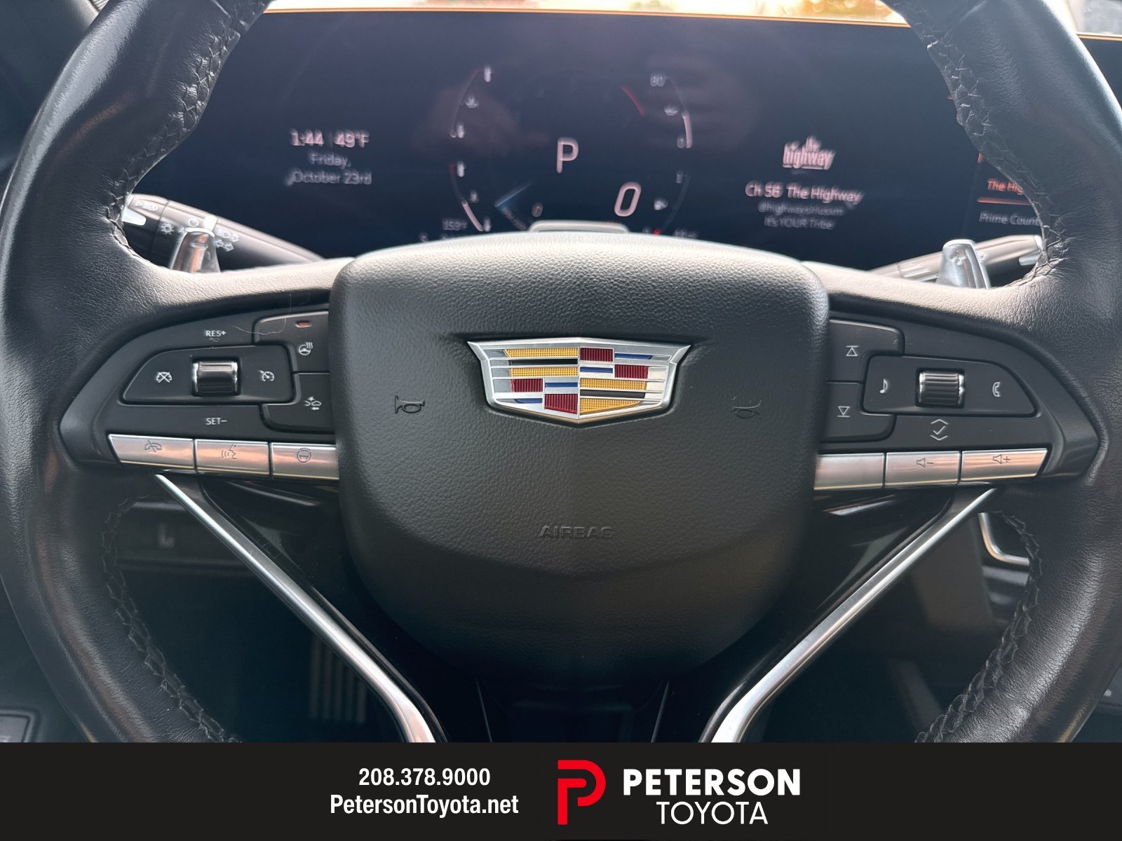 Used 2025  Cadillac Sport image 22