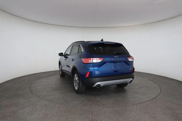 Used 2022 Blue Ford SEL image 13
