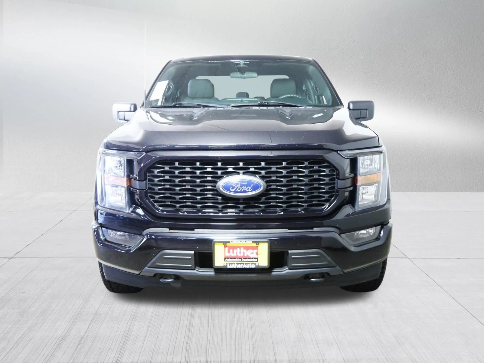 Used 2023 Agate Black Metallic Ford XLT image 2