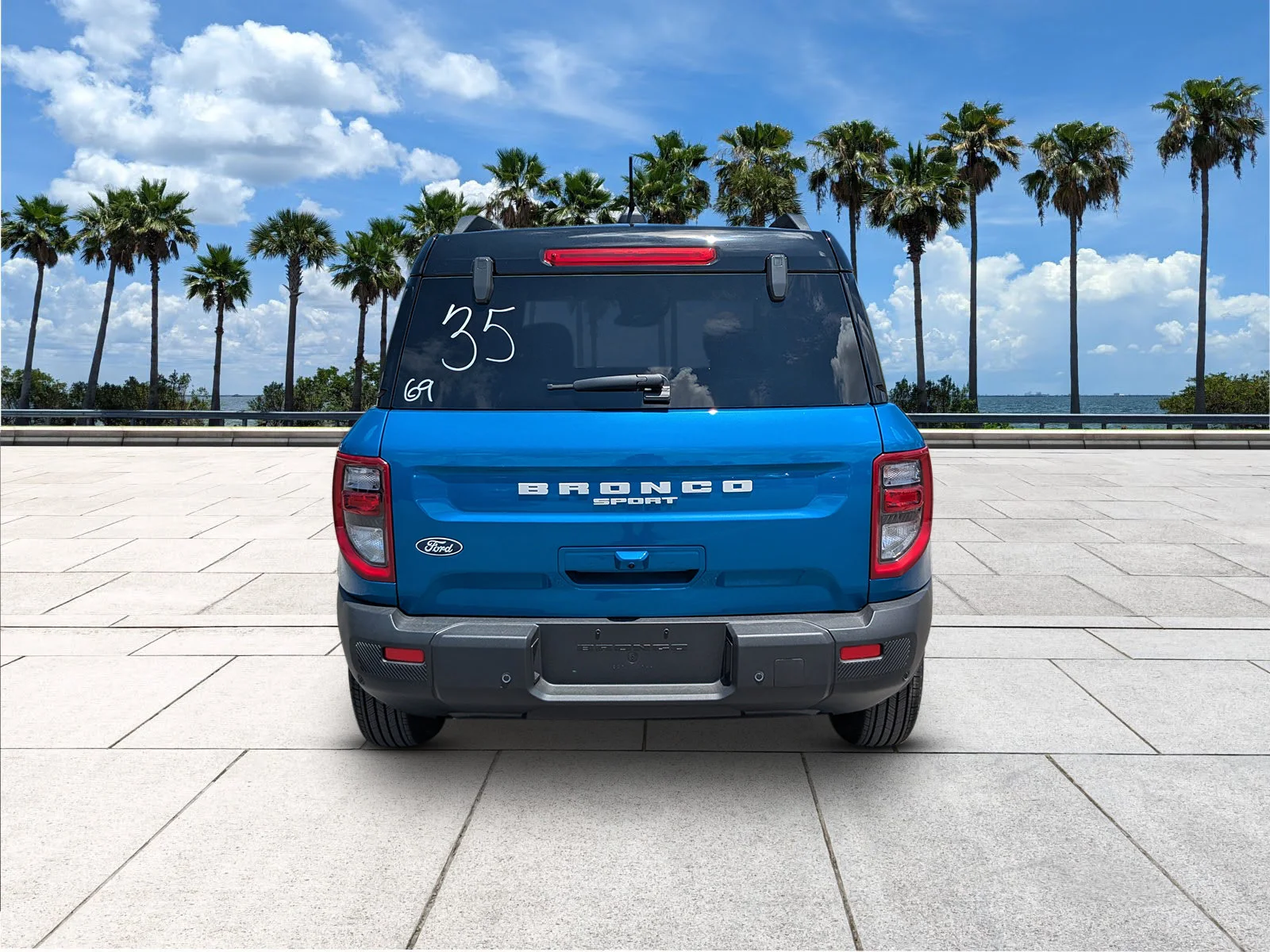 New 2026 Velocity Blue Metallic Ford Outer Banks® image 6