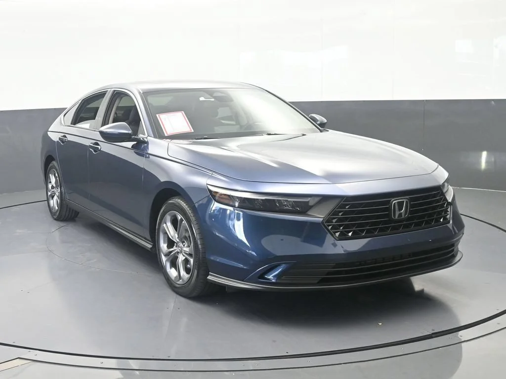 Used 2023 Blue Honda EX image 9