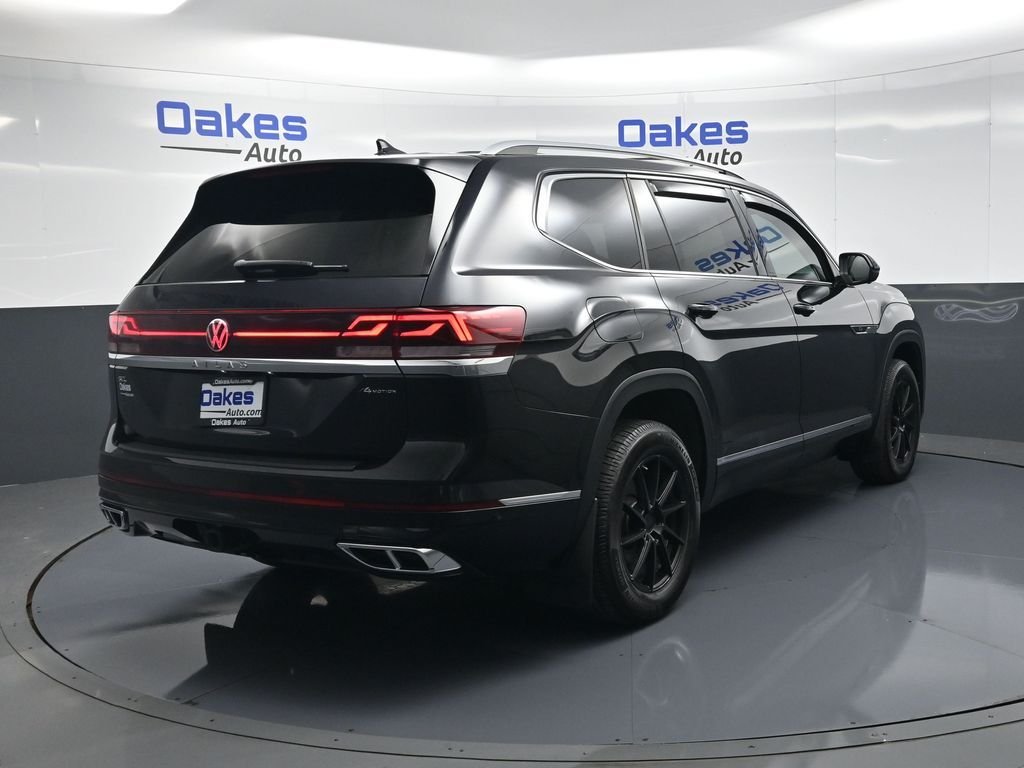 Used 2024 Deep Black Volkswagen 2.0T SEL Premium R-Line image 8
