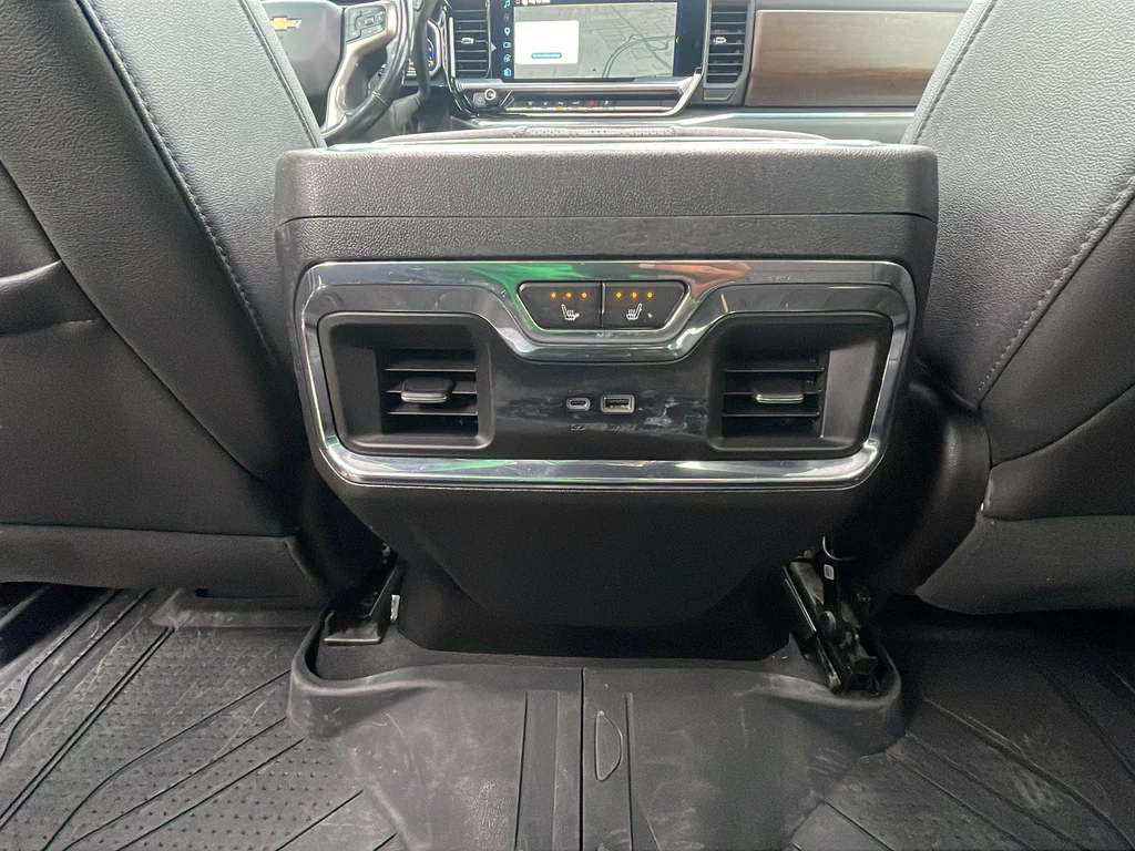 Used 2024 Black Chevrolet High Country image 18