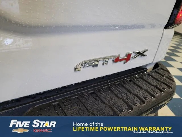 2026 GMC Sierra 1500 AT4X - Photo 8