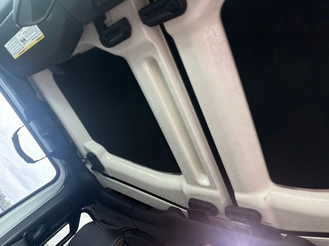 Used 2023 White Jeep Sport S image 31