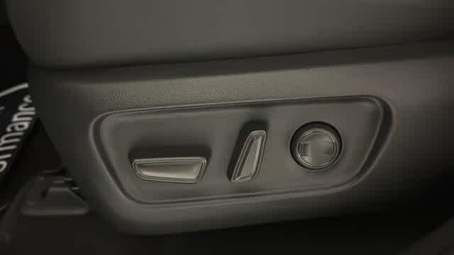 Used 2026 Wind Chill Pearl w/Black Roof Toyota XSE image 15