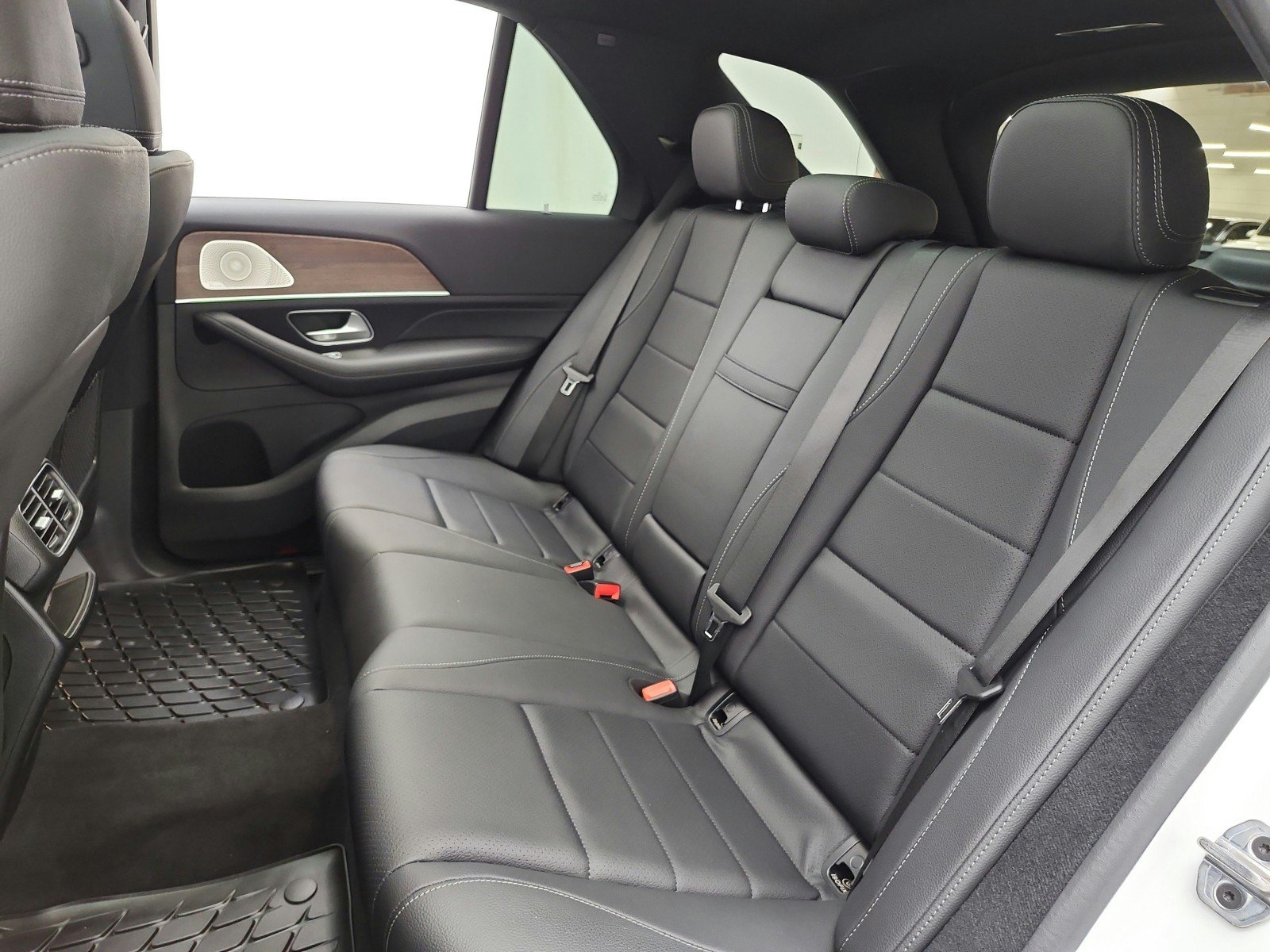 2026 Mercedes-Benz GLE GLE450 - Photo 11
