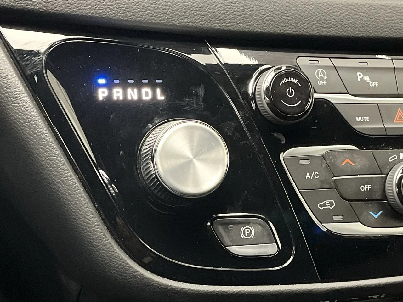 Used 2025 Red Chrysler Select image 26
