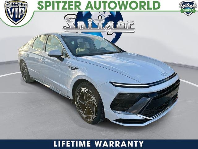 New 2026 White Hyundai SEL Sport image 1