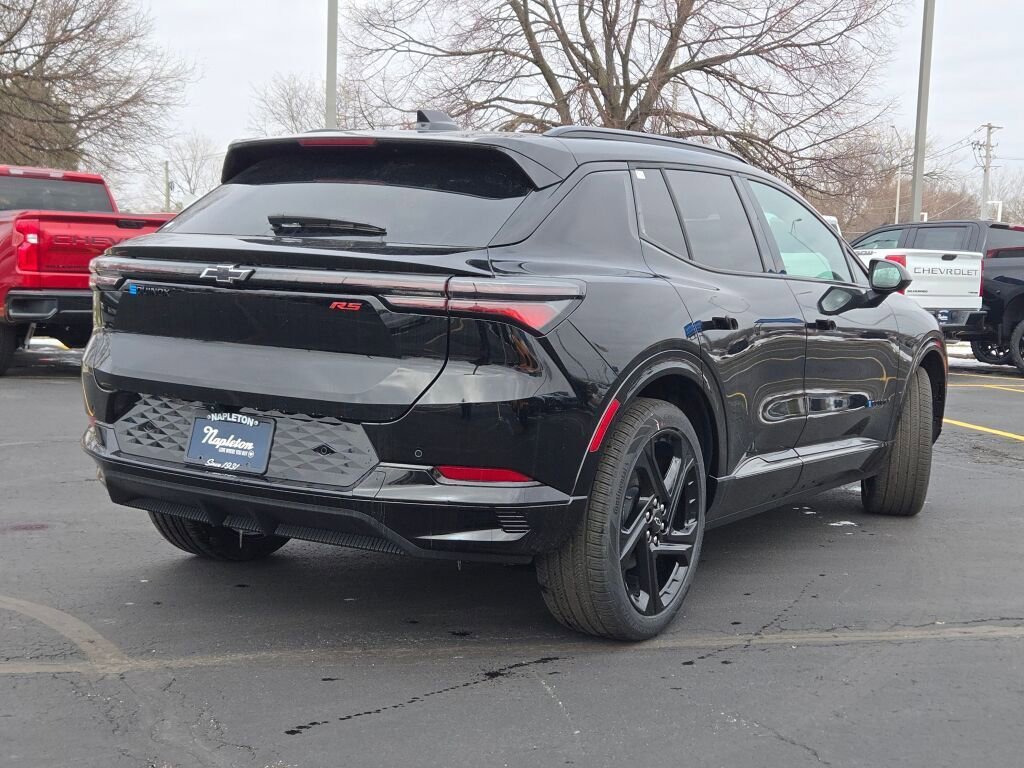 2025 Chevrolet Equinox EV RS - Photo 12