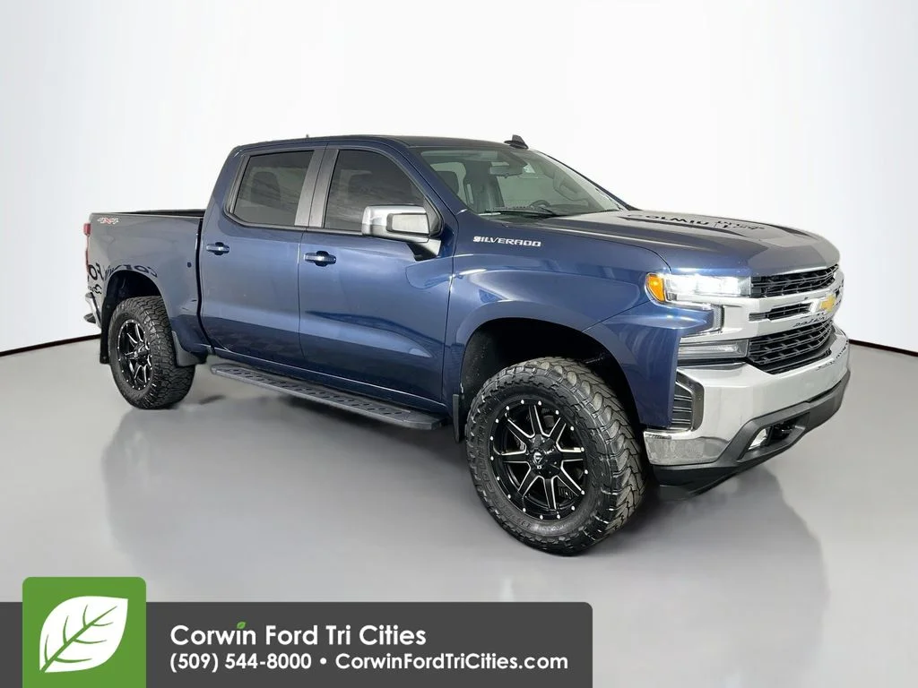 2020 Chevrolet Silverado 1500 LT 4WD Crew Cab Short Box's photo